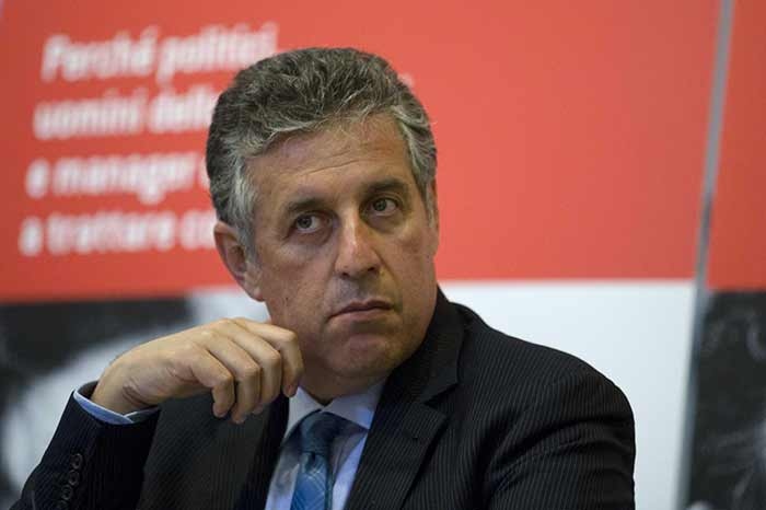 1 Gens Nova conferisce il premio della Legalità al pm antimafia Nino Di Matteo