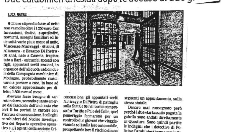 «Dateci 800 euro per non denunciarvi». Due carabinieri arrestati dopo le accuse di due giovani.